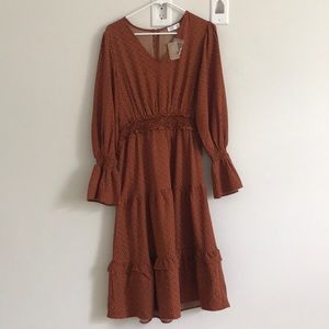 Vestique Middle Ground Midi Dress